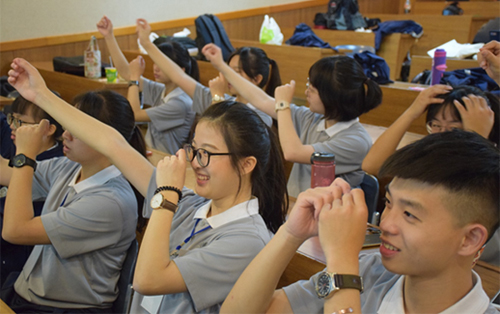國際接待服務隊爲泰國清邁大學交流暨清邁慈濟學校學群營隊展開了集訓